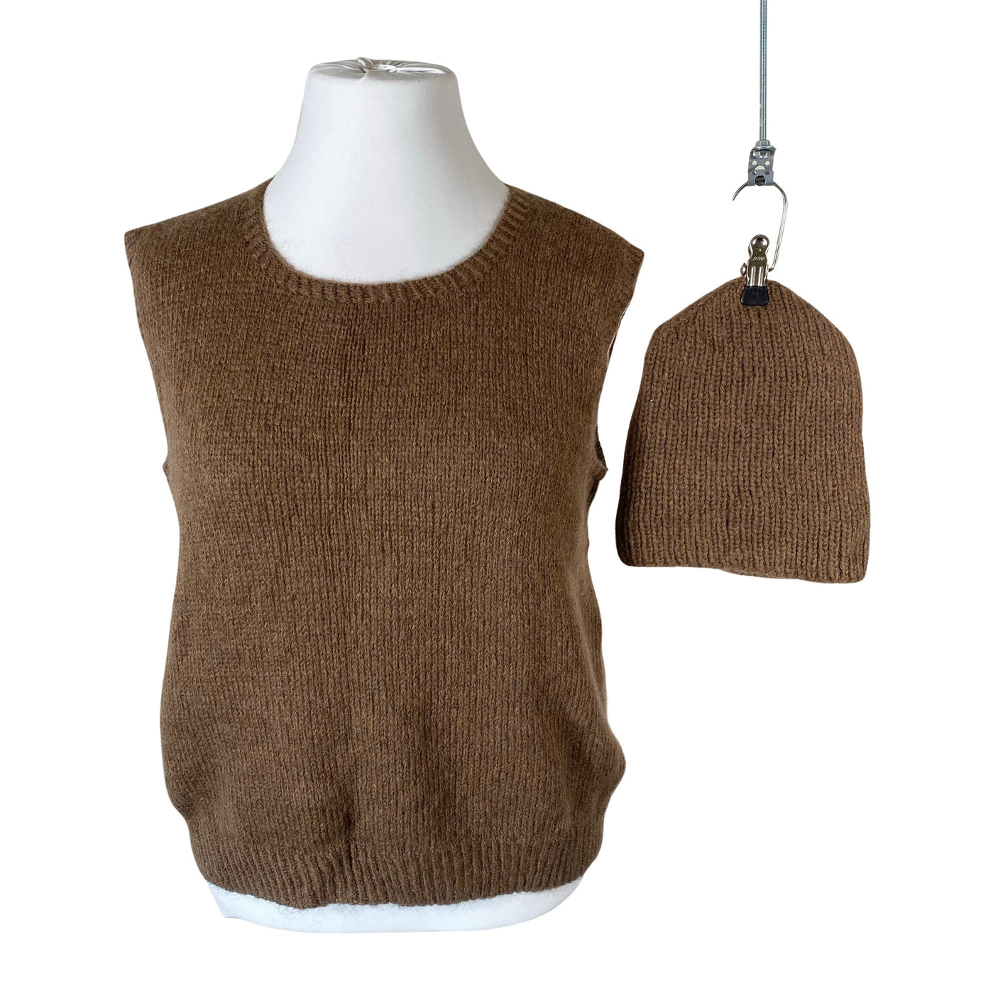 Naisten Handmade - Neuleliivi, koko 42 - Ruskea (1)