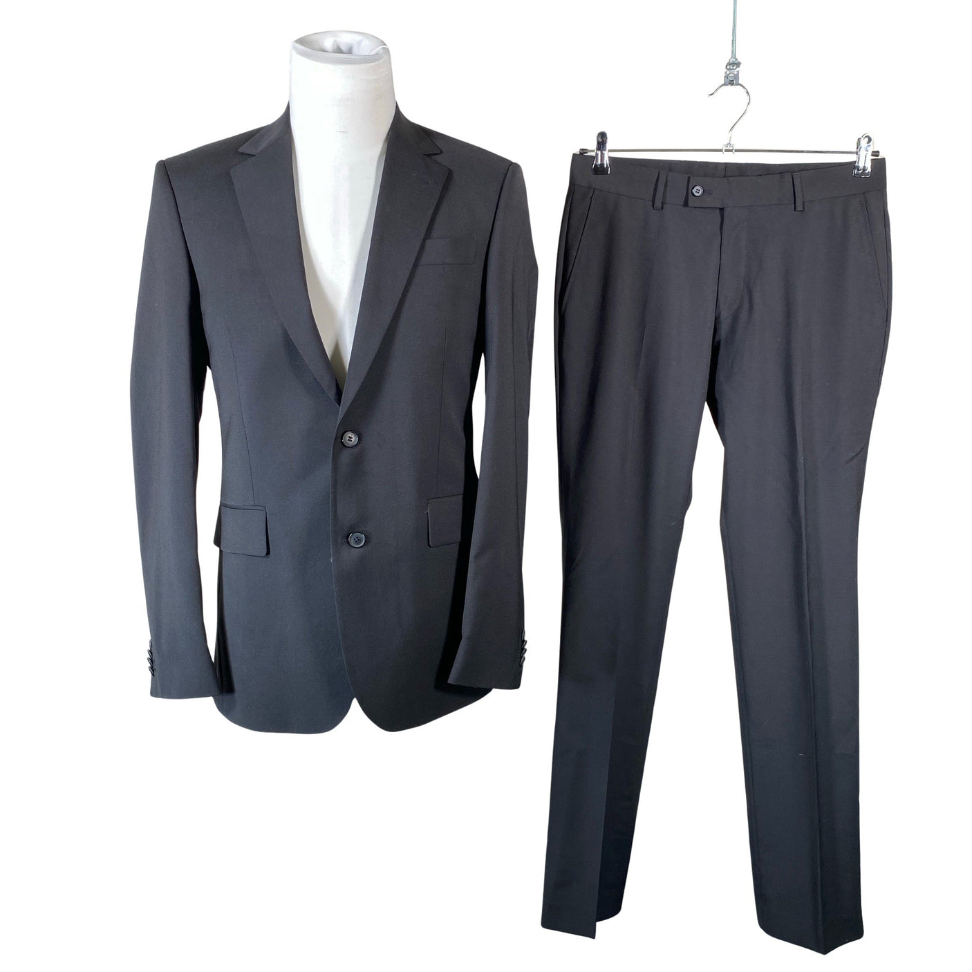 Miesten Tiger of Sweden - Puku, koko M - Musta (1)