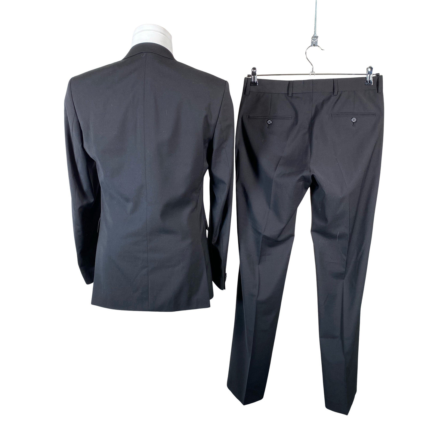 Miesten Tiger of Sweden - Puku, koko M - Musta (3)