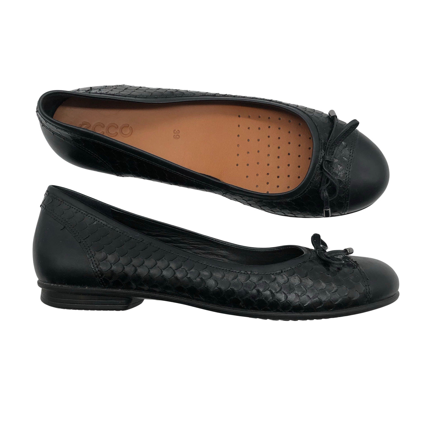 Naisten Ecco - Ballerinat, koko 39 - Musta (1)