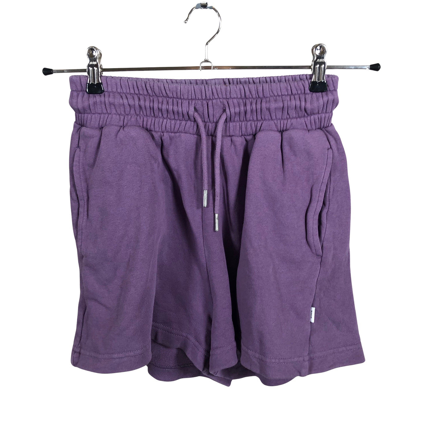 Naisten Makia - Collegeshortsit, koko 34 - Violetti (1)