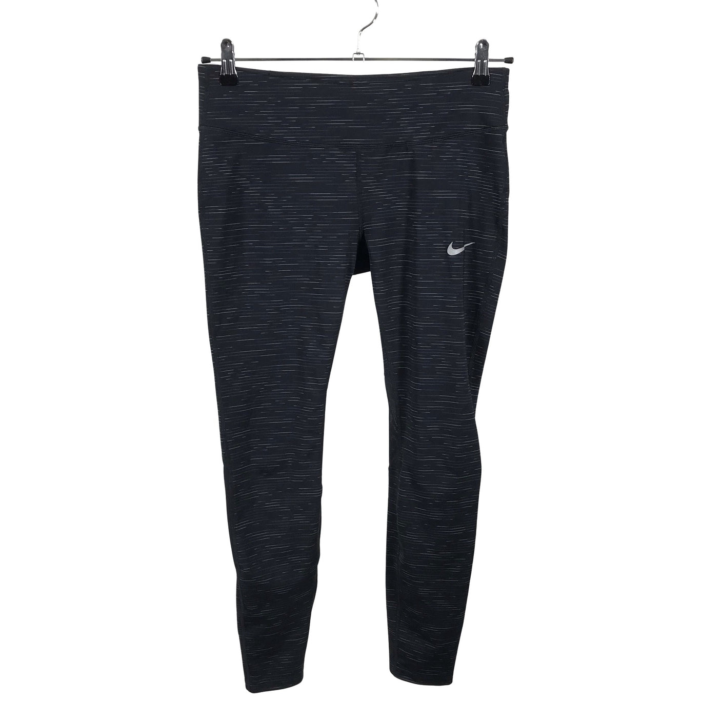 Unisex Nike - Spordiretuusid, suurus 40 - Must (1)