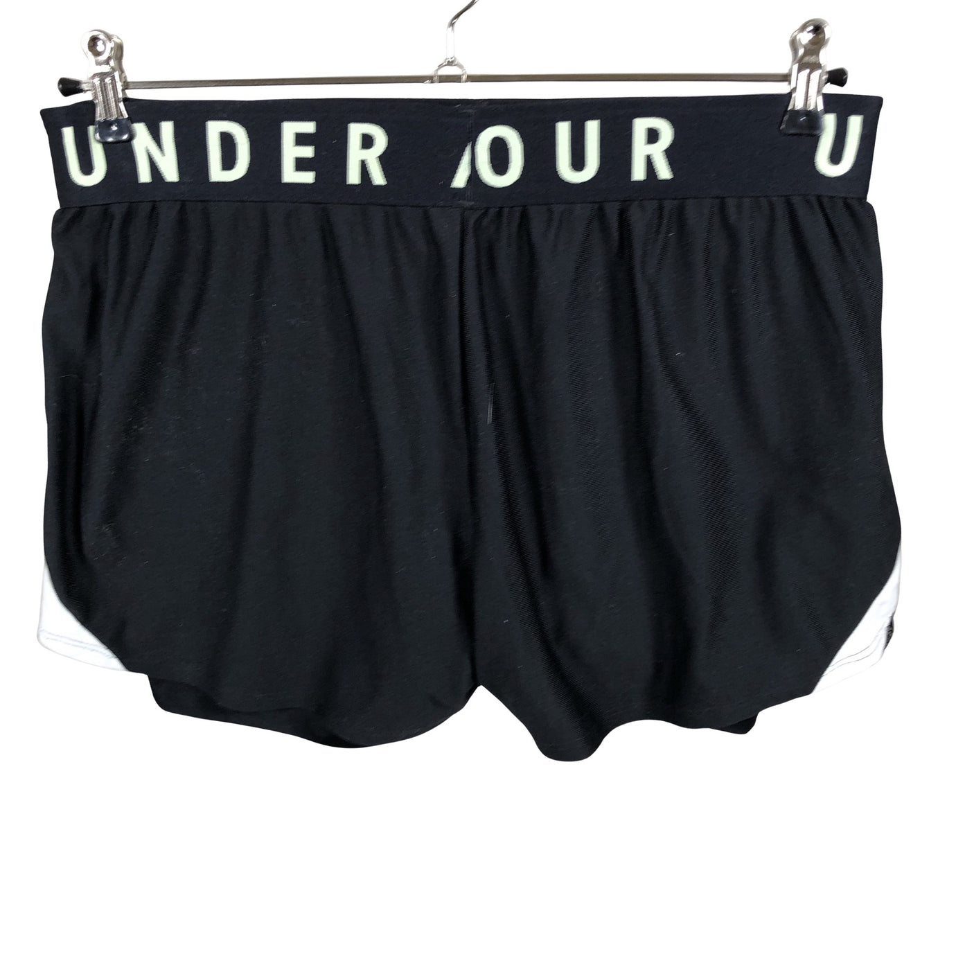 Naisten Under Armour - Urheilushortsit, koko 40 - Musta (5)