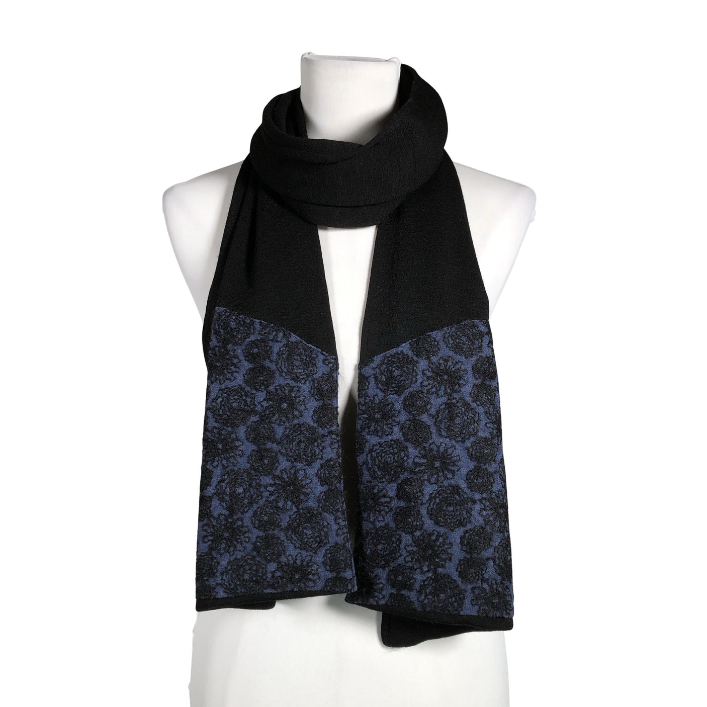 Naisten Annikki Karvinen - Huivi, koko Midi - Musta (1)