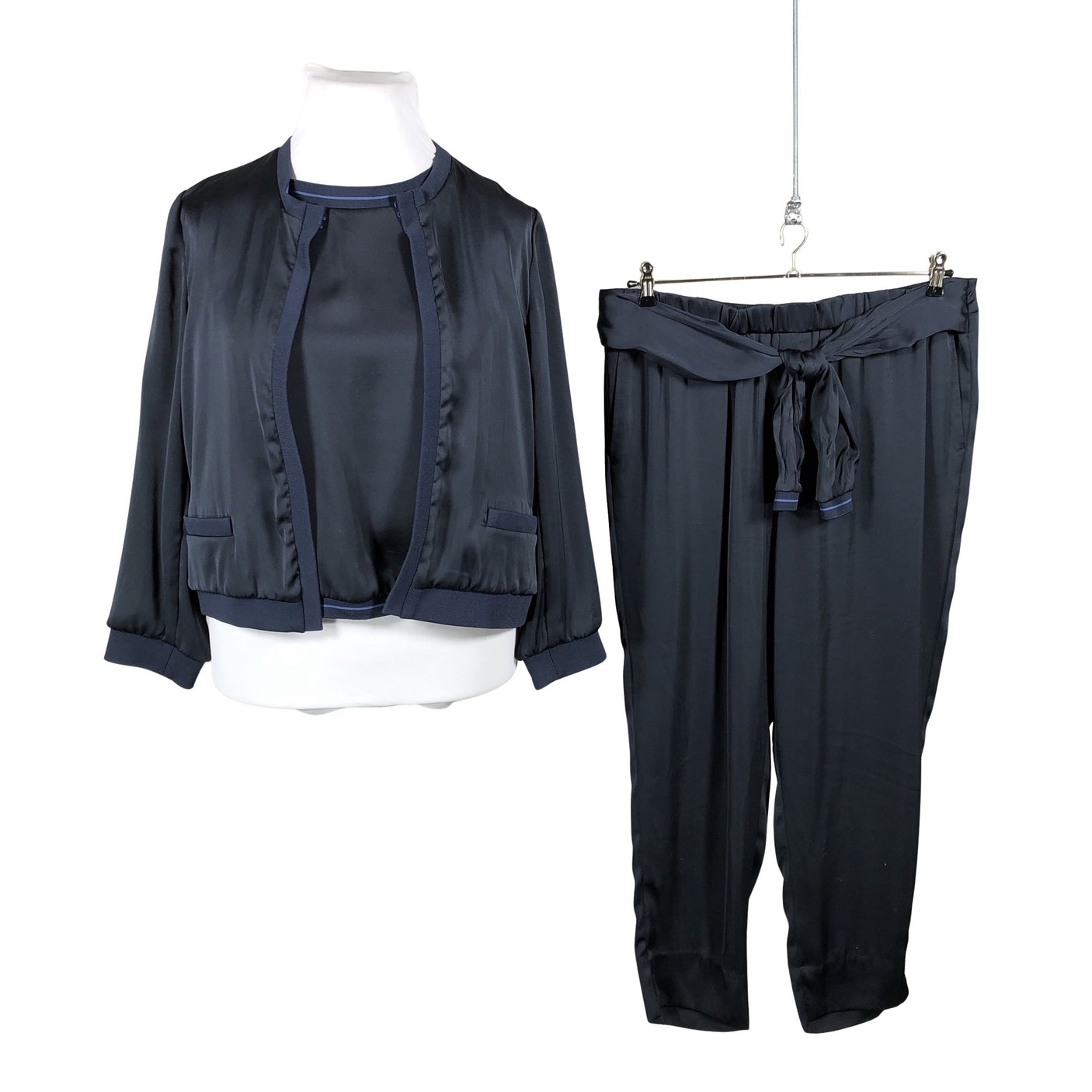 Naisten Armani Collezioni - Jakkupuku, koko 44 - Sininen (1)