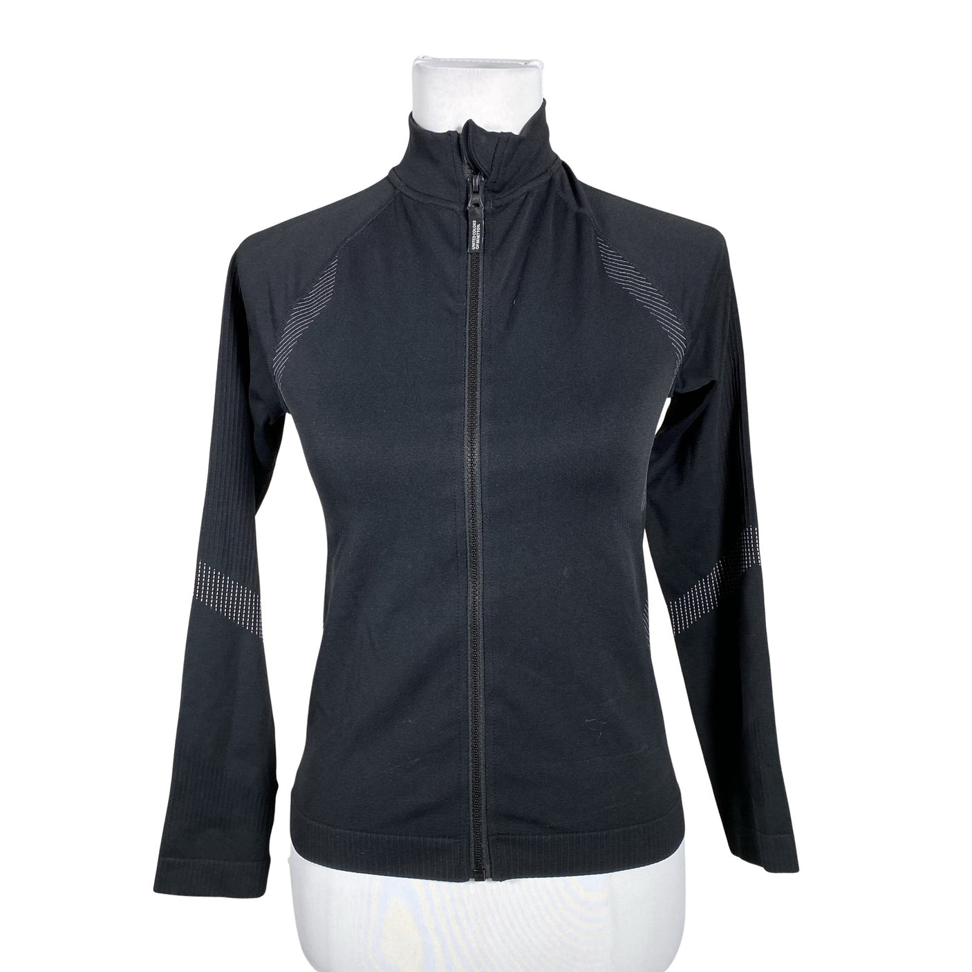 Naisten Benetton - Urheilupaita, pitkät hihat, koko 36 - Musta (1)