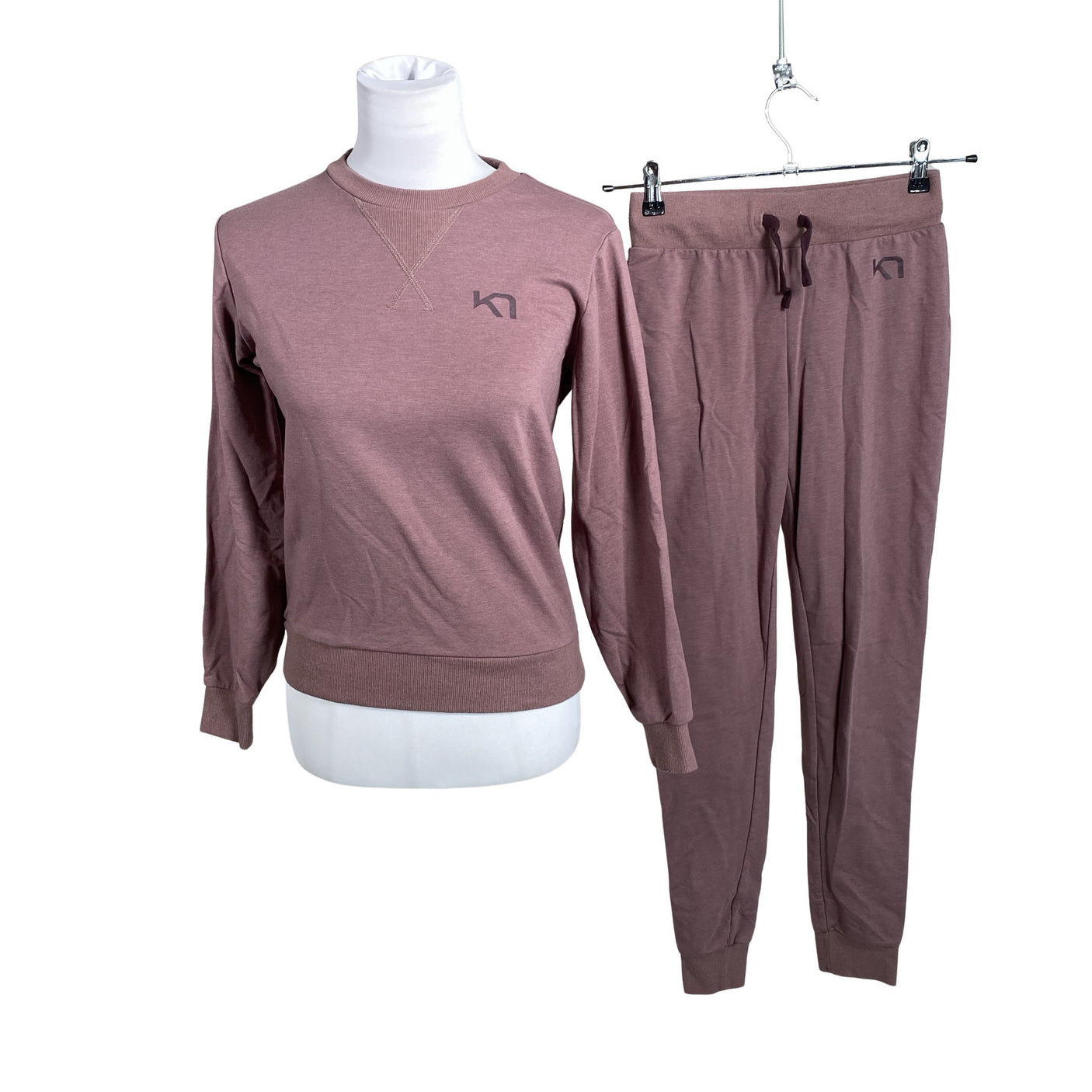 Naisten Kari Traa - Collegeasu, koko 34 - Violetti (1)