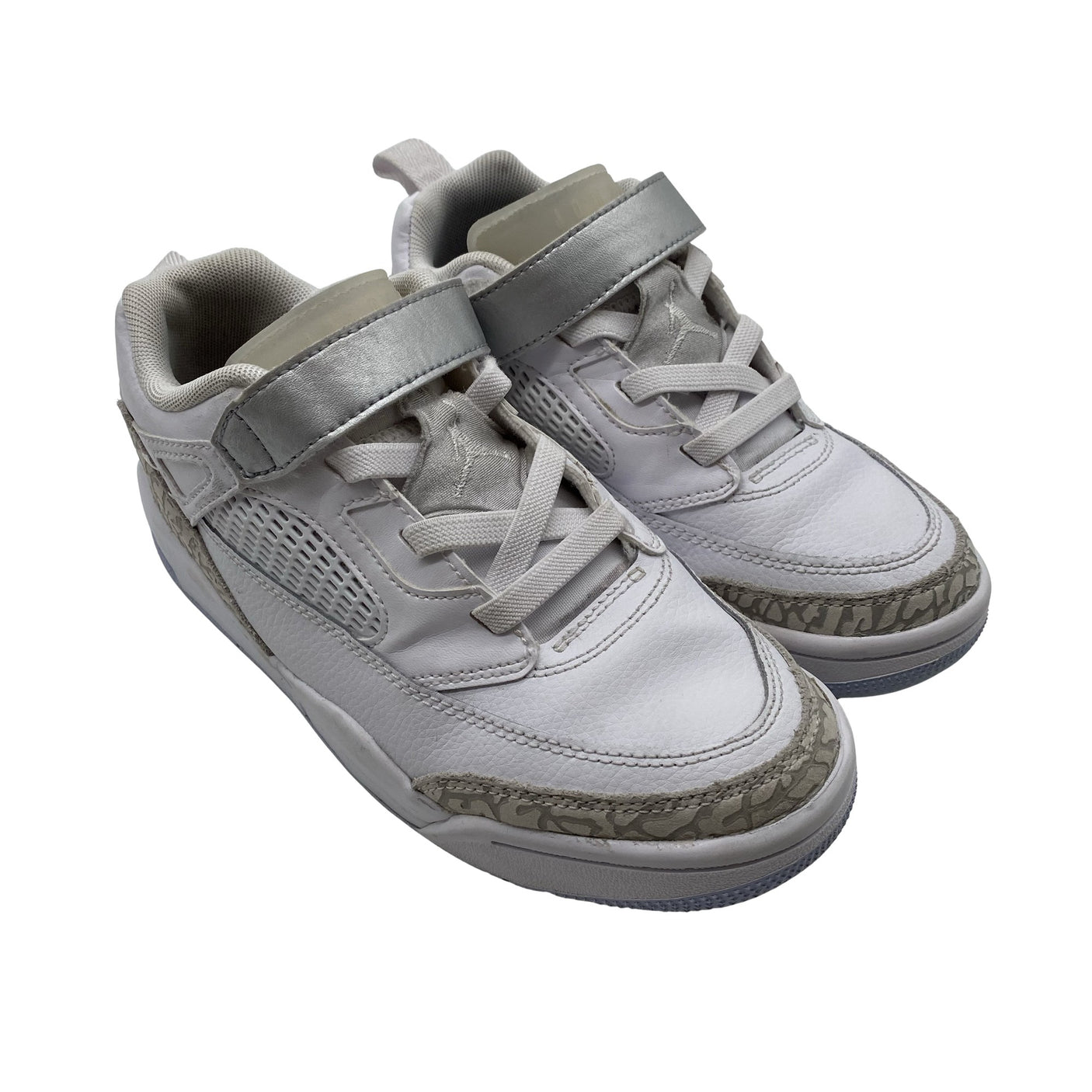 Unisex Jordan (Nike) - Tennarit, koko 34 - Valkoinen (2)