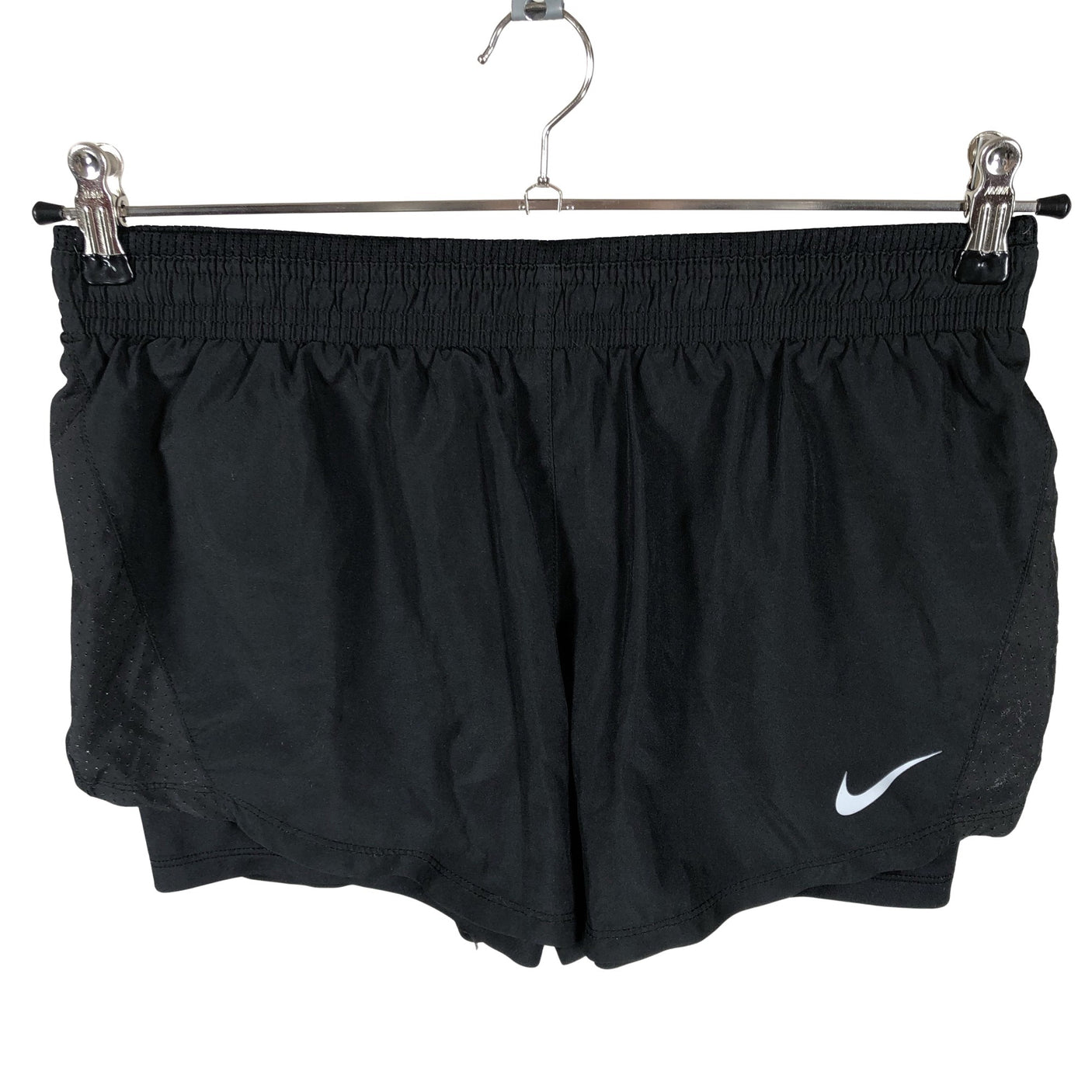 Naisten Nike - Urheilushortsit, koko 38 - Musta (1)