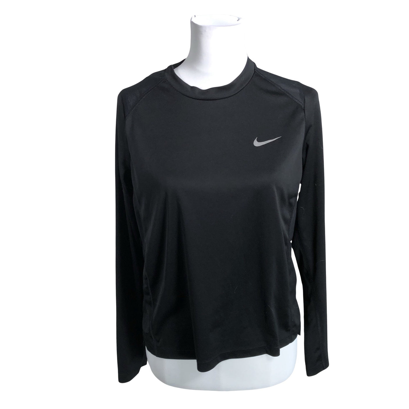 Naisten Nike - Urheilupaita, pitkät hihat, koko 40 - Musta (1)