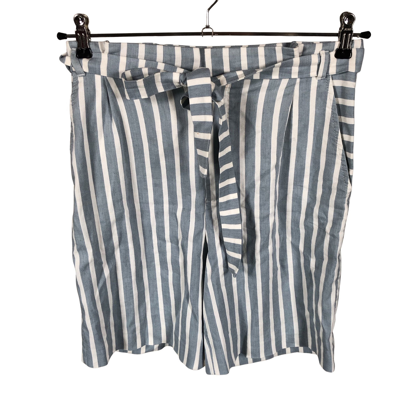 Naisten Hugo Boss - Shortsit, koko 36 - Vaaleansininen (1)