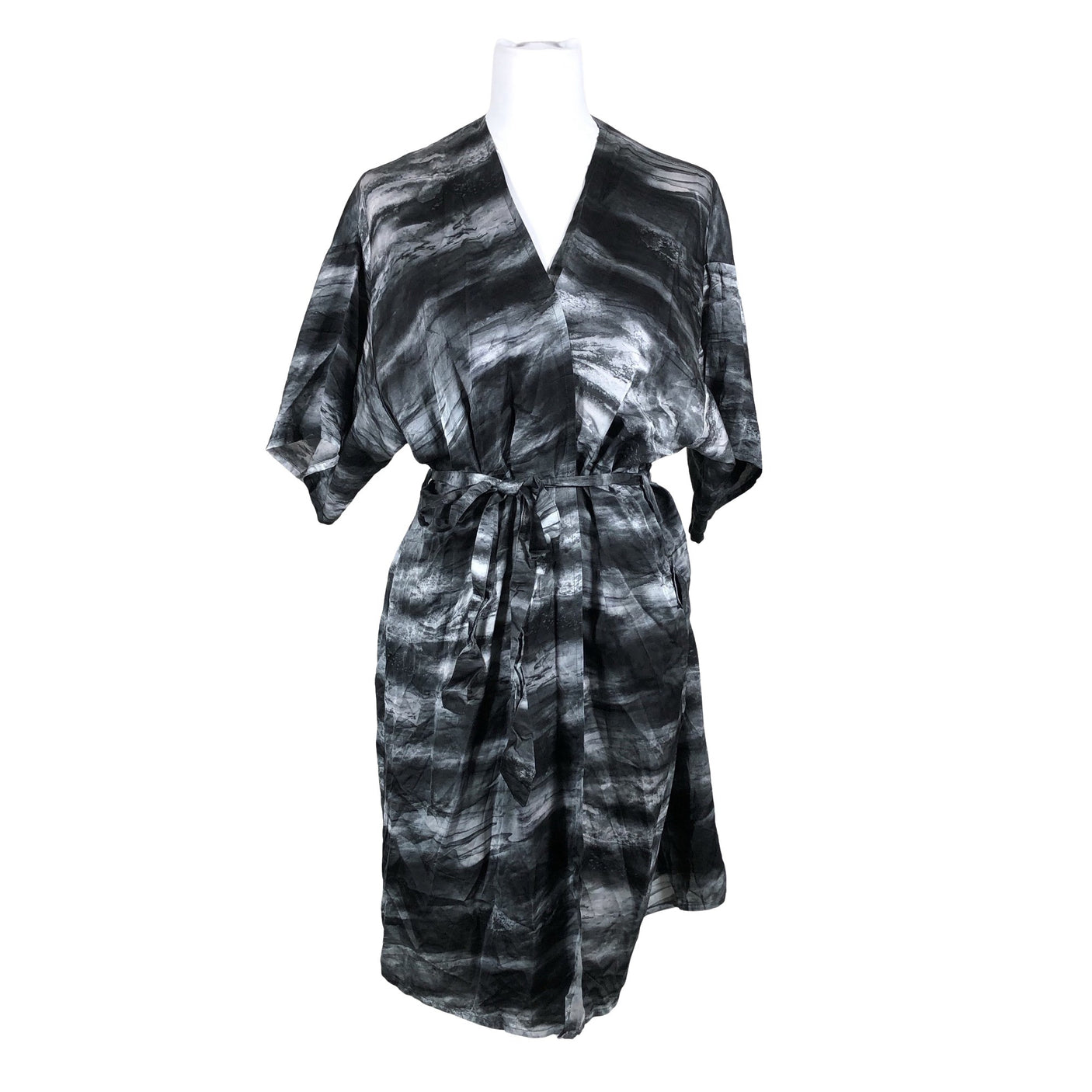 Naisten Uhana Design - Aamutakki, koko 38 - Harmaa (1)