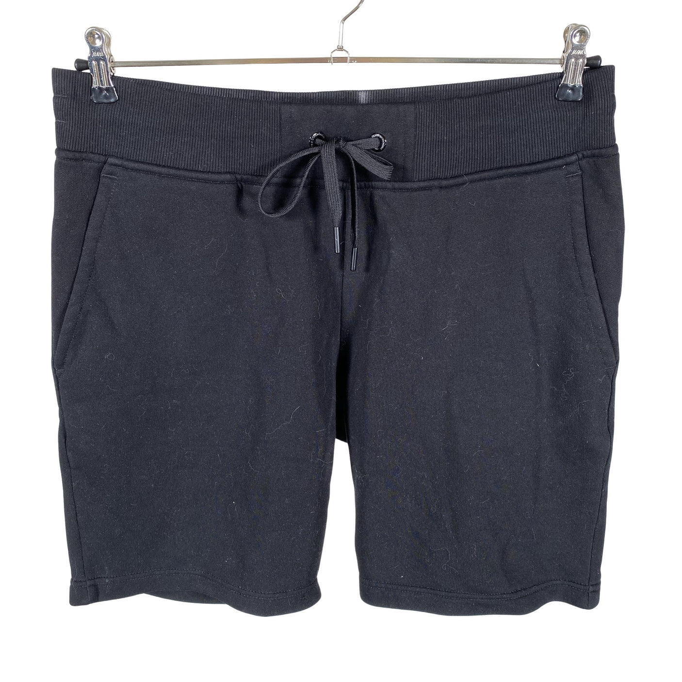 Naisten Peak Performance - Collegeshortsit, koko 40 - Musta (1)