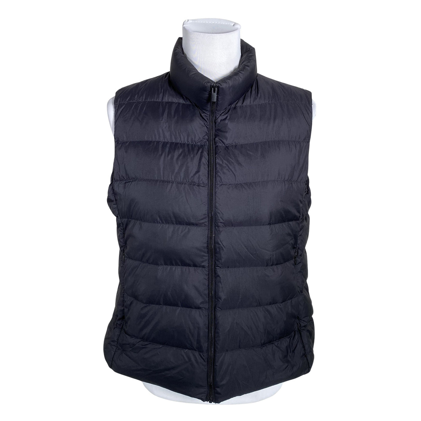 Naisten Uniqlo - Toppaliivi, koko 38 - Musta (1)