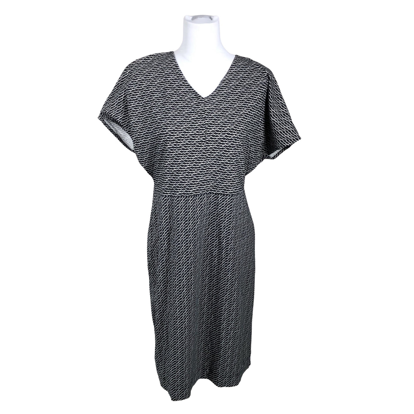 Naisten Marimekko - Trikoomekko, koko 40 - Musta (1)