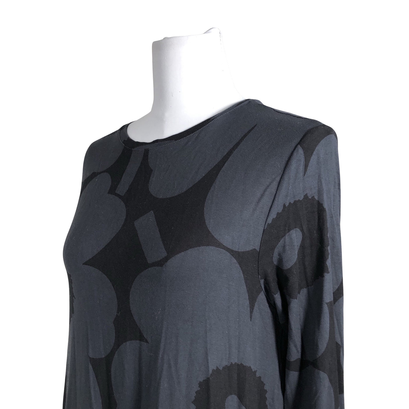 Naisten Marimekko - Trikoomekko, koko 38 - Musta (2)