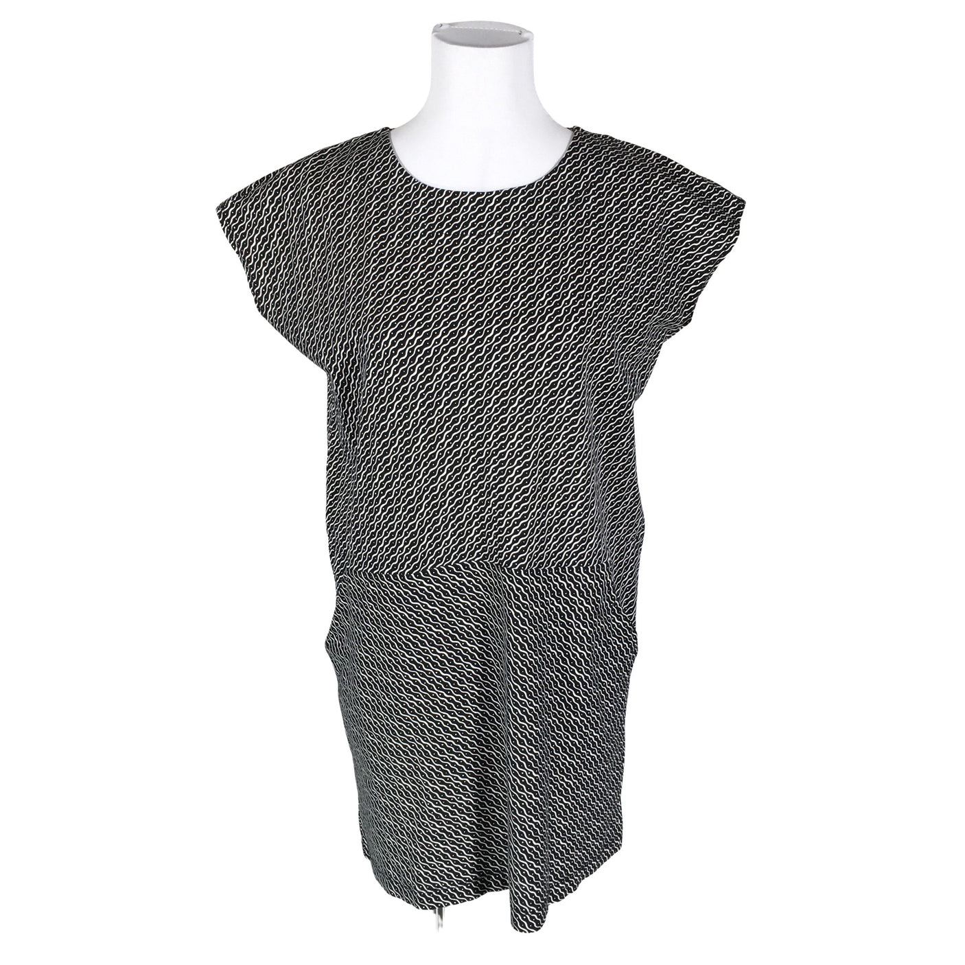 Naisten Marimekko - Trikoomekko, koko 36 - Musta (1)