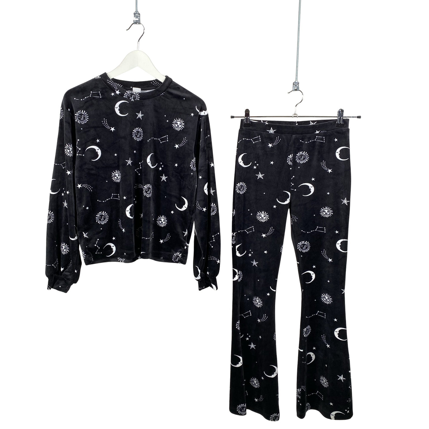 Unisex Lindex - Yöasu, koko 158 - 164 - Musta (1)