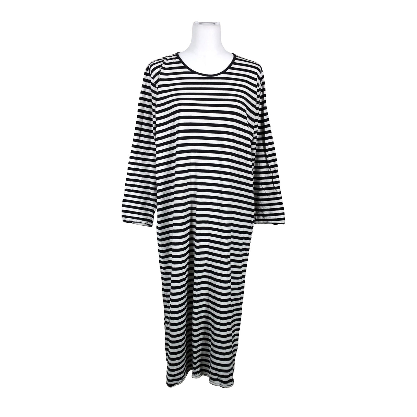 Naisten Finnwear - Trikoomekko, koko 40 - Musta (1)