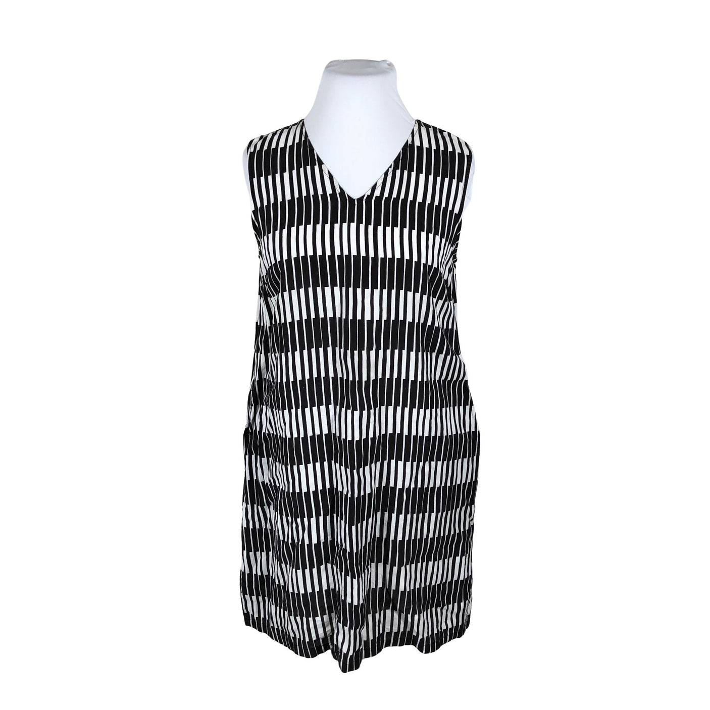 Naisten Marimekko - Kangasmekko, koko 42 - Musta (1)