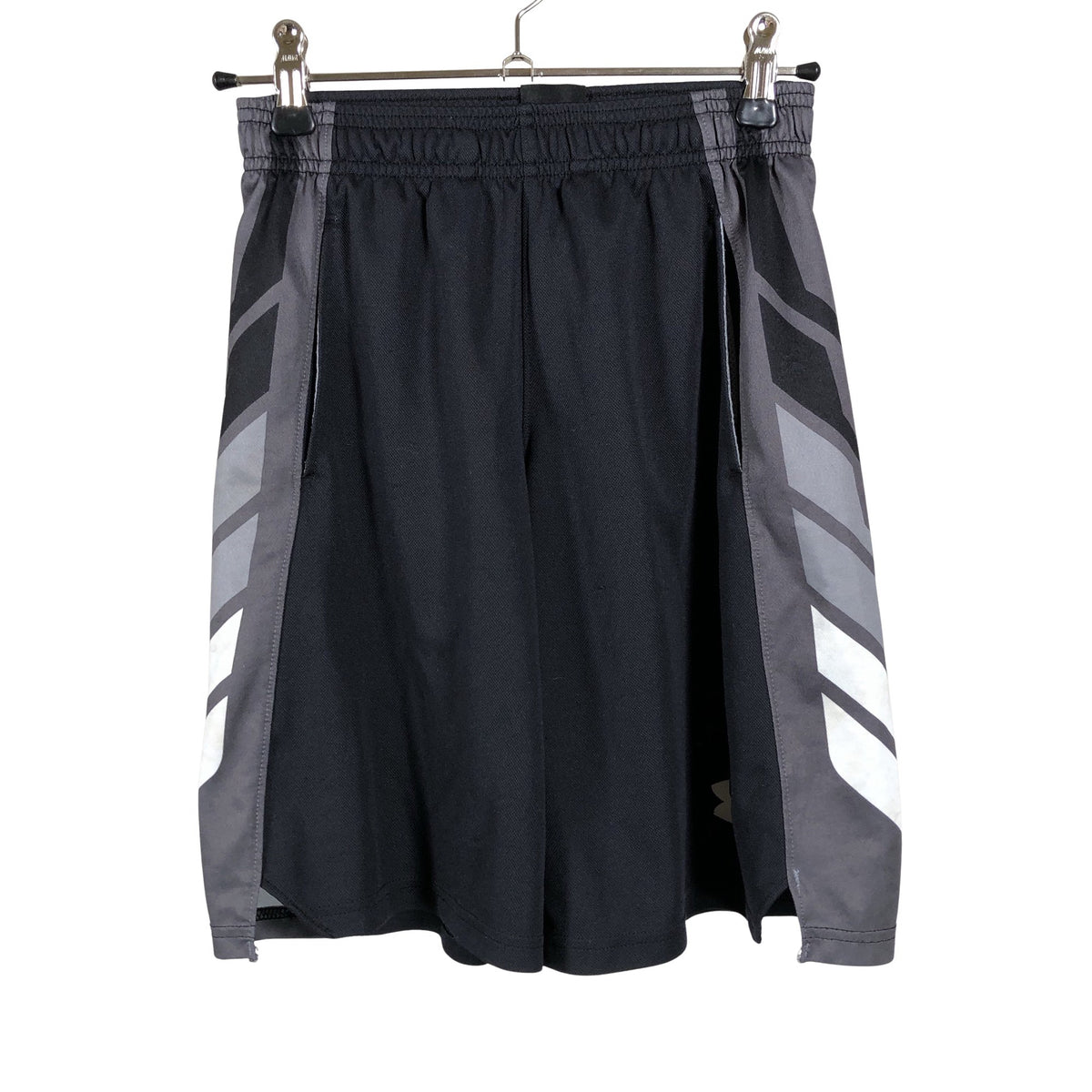 Poikien Under Armour - Urheilushortsit, koko 134 - 140 - Musta (1)
