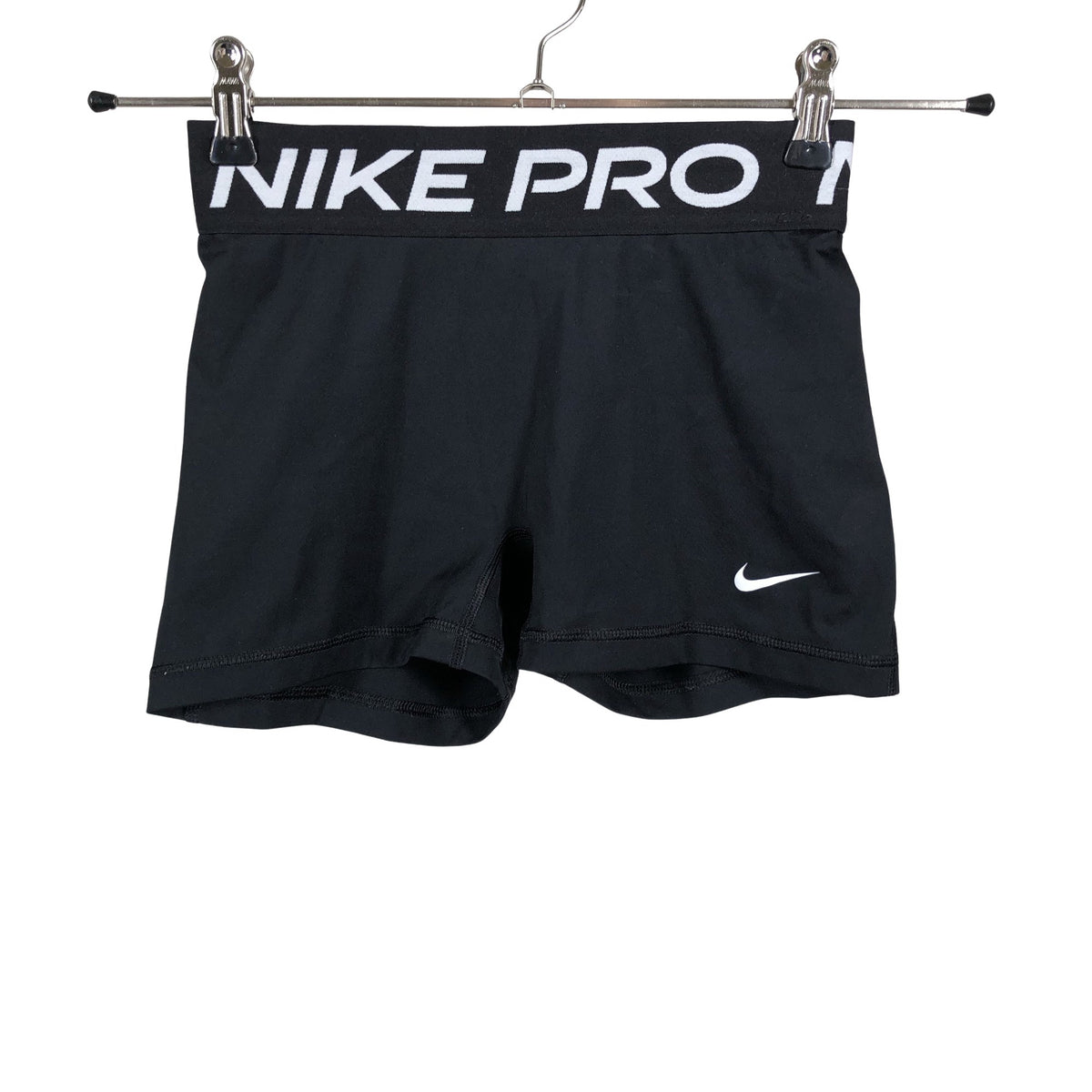 Naisten Nike - Urheilushortsit, koko 34 - Musta (1)