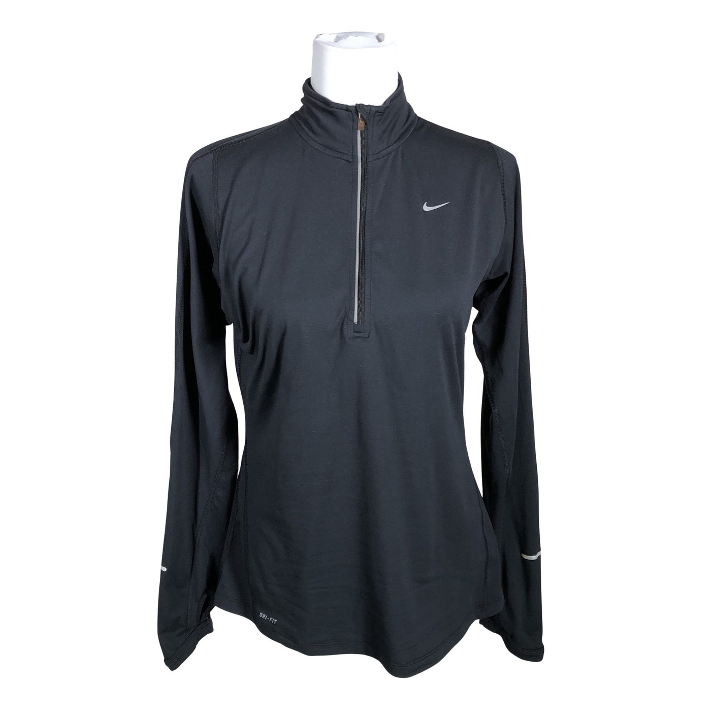 Naisten Nike - Urheilupaita, pitkät hihat, koko 38 - Musta (1)