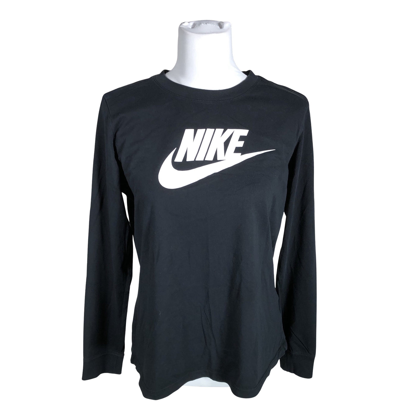 Naisten Nike - Trikoopaita, koko 40 - Musta (1)