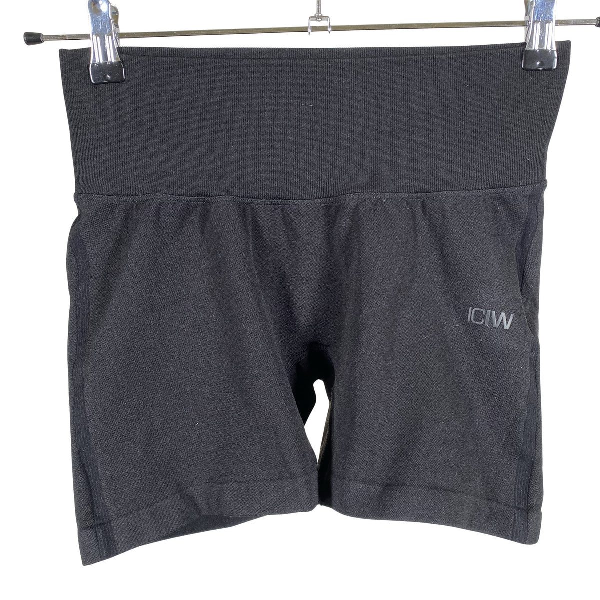Naisten ICIW – Icaniwill - Urheilushortsit, koko 38 - Musta (1)