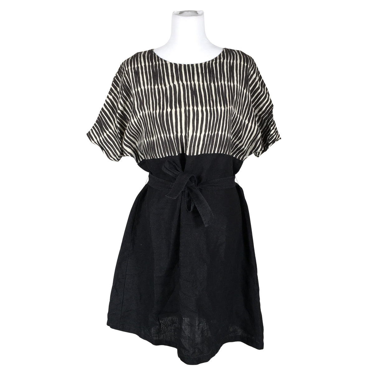 Naisten Marimekko - Kangasmekko, koko 38 - Musta (1)