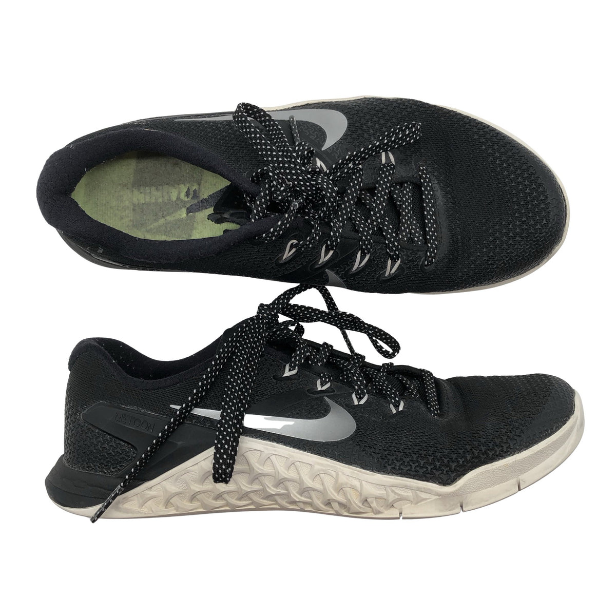 Naisten Nike - Lenkkarit, koko 39 - Musta (1)