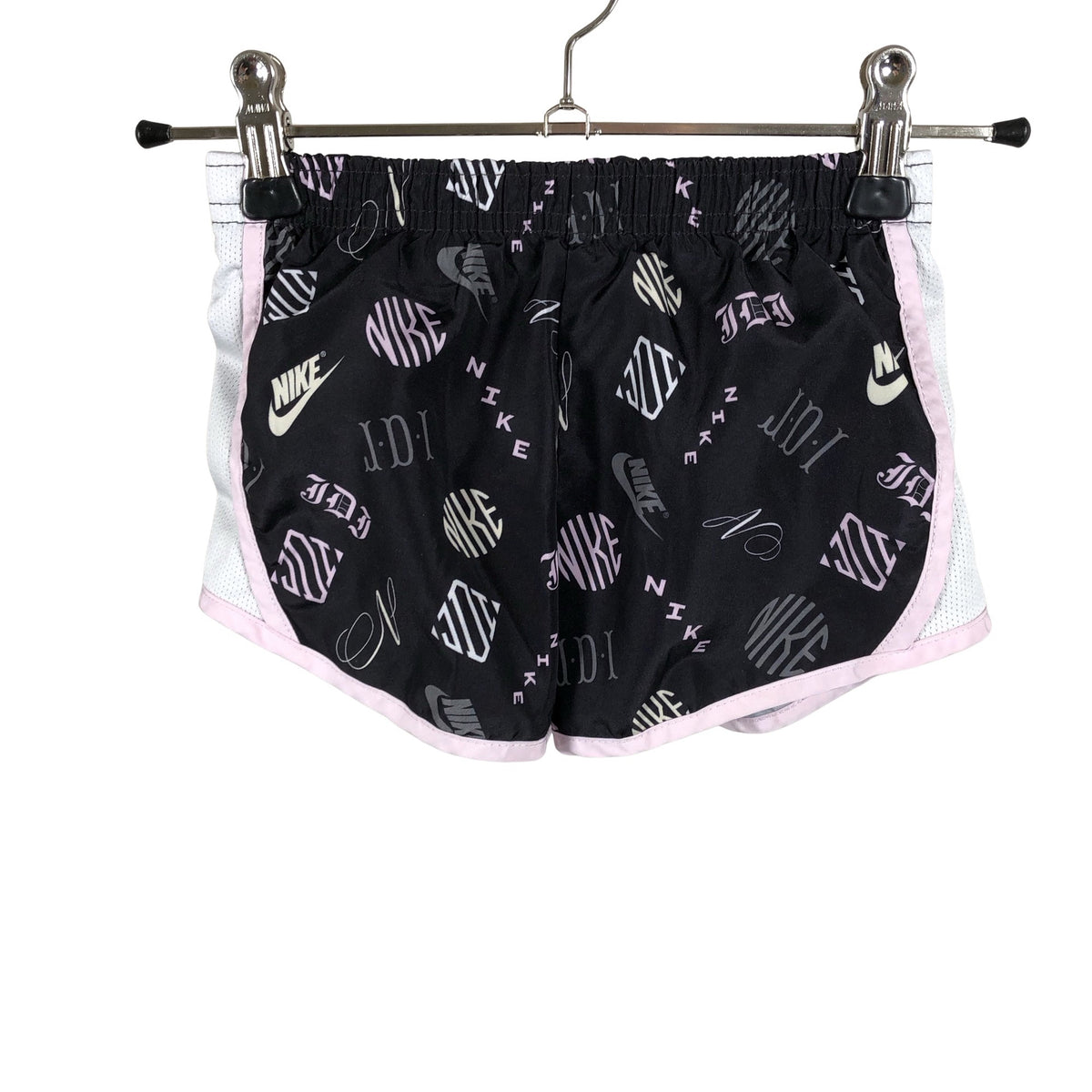 Unisex Nike - Urheilushortsit, koko 104 - 110 - Musta (1)
