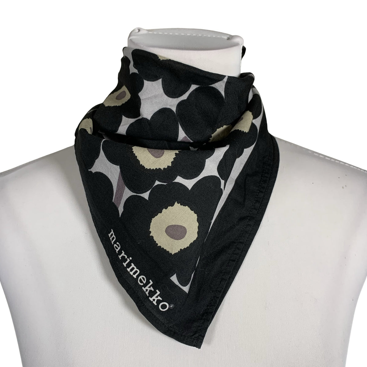 Naisten Marimekko - Huivi, koko Mini - Musta (1)