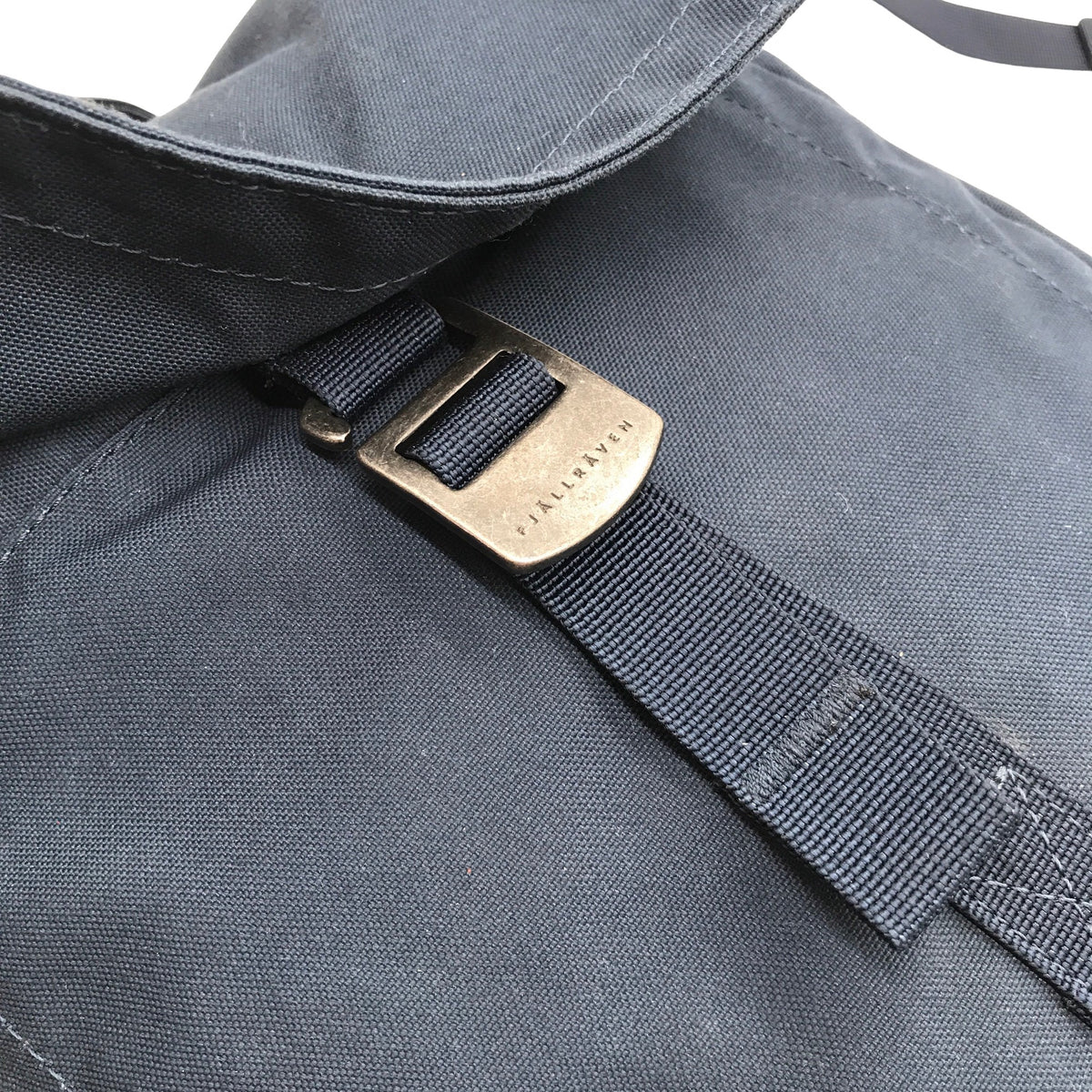 Unisex Fjällräven - Olkalaukku, koko Midi - (2)