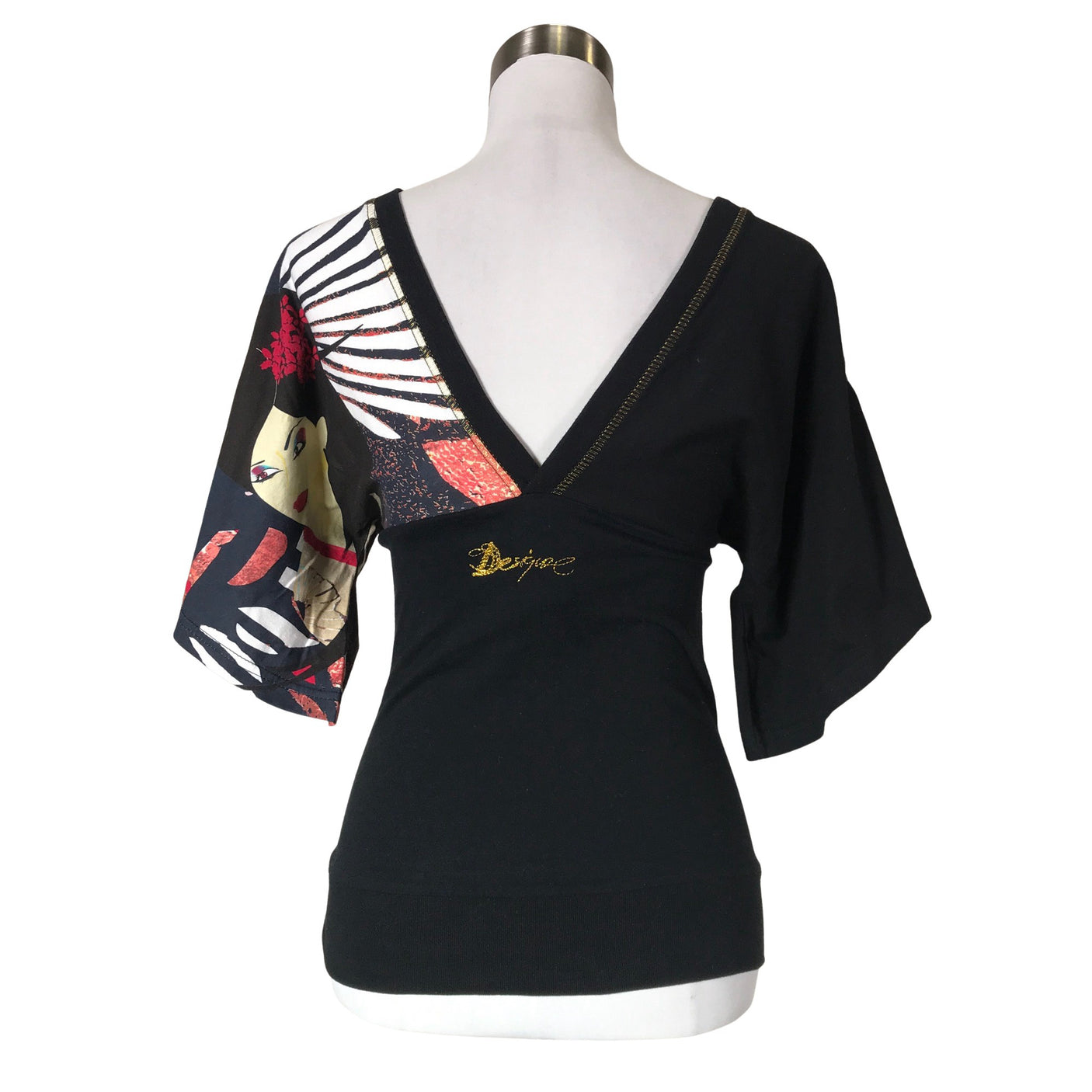 Unisex Desigual - Trikoopaita, koko 36 - (2)
