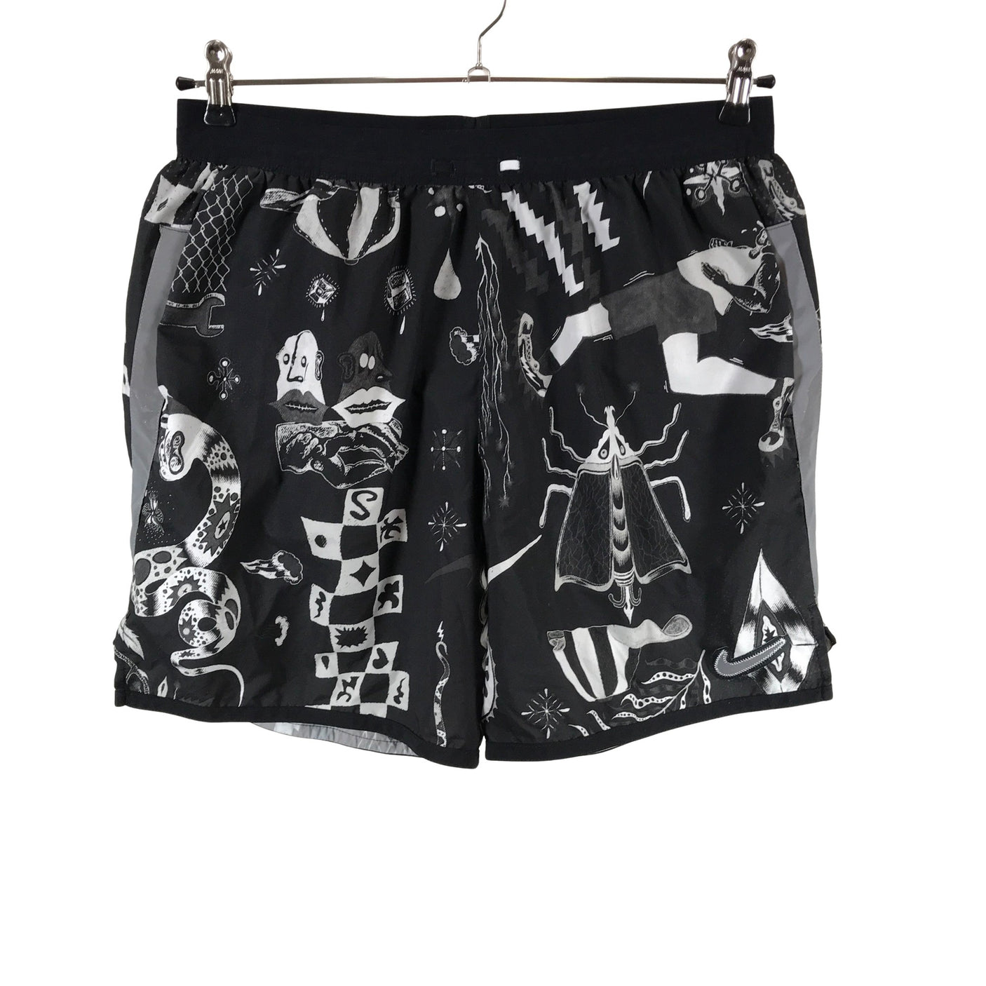 Unisex Nike - Urheilushortsit, koko M - (1)