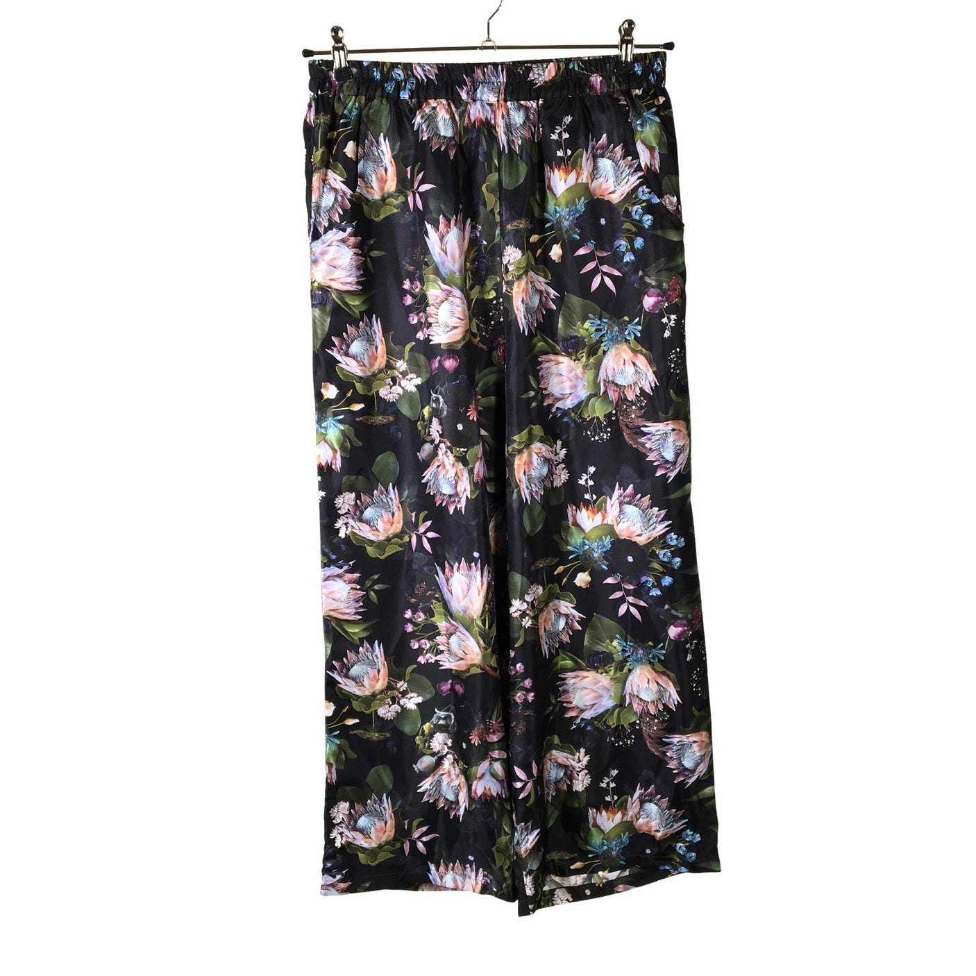 Unisex Uhana Design - Ohuet housut, koko 40 - (1)