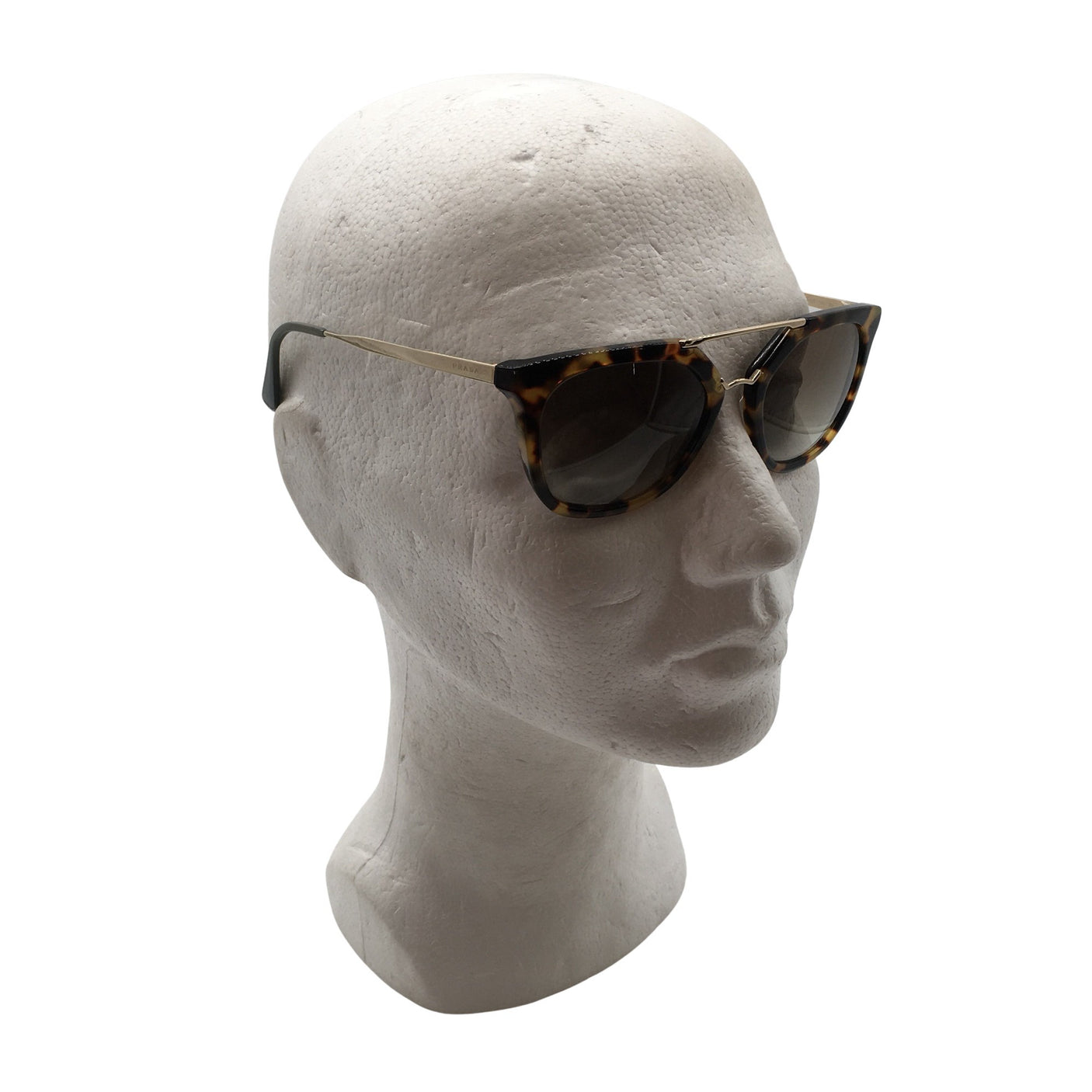 Aurinkolasit, koko Ei kokoa