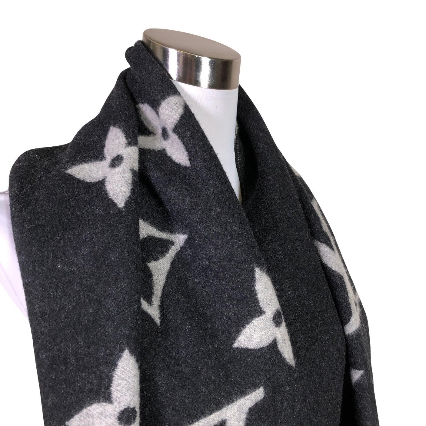 Unisex Louis Vuitton - Kaulaliina, koko Maxi - (3)