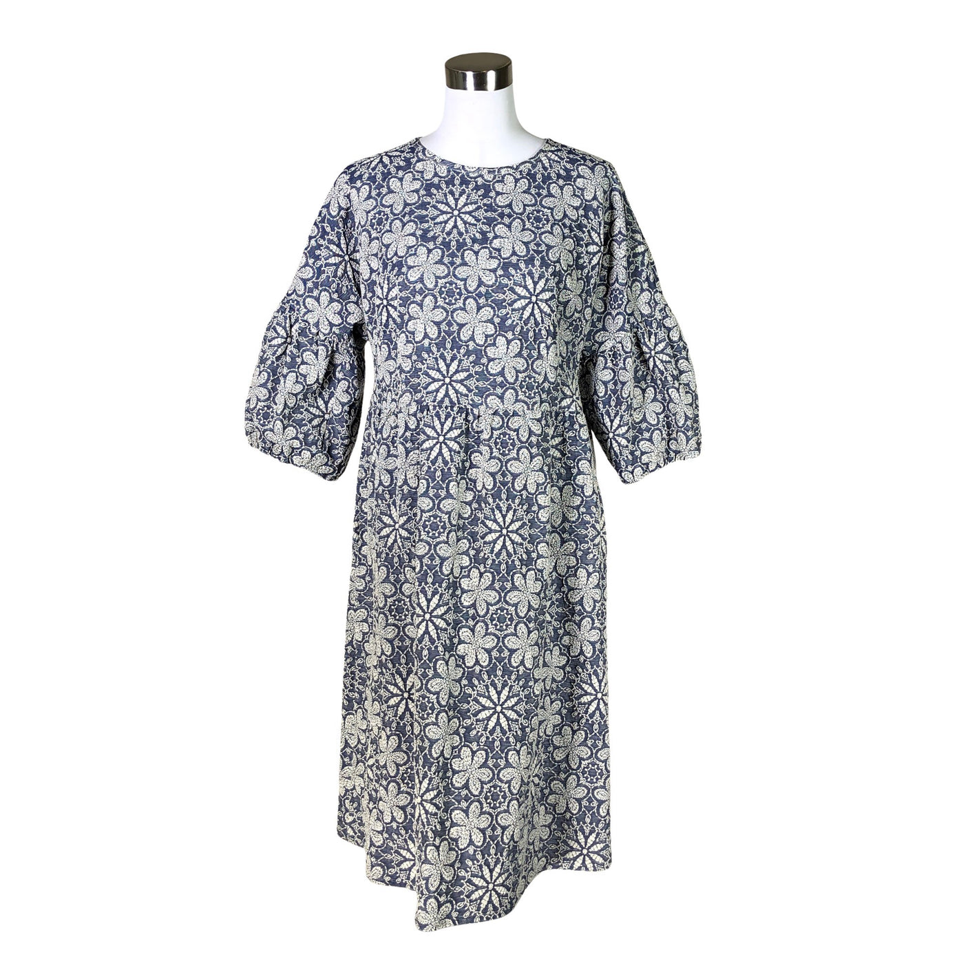 Unisex Kuusama - Juhlamekko, koko 40 - (1)