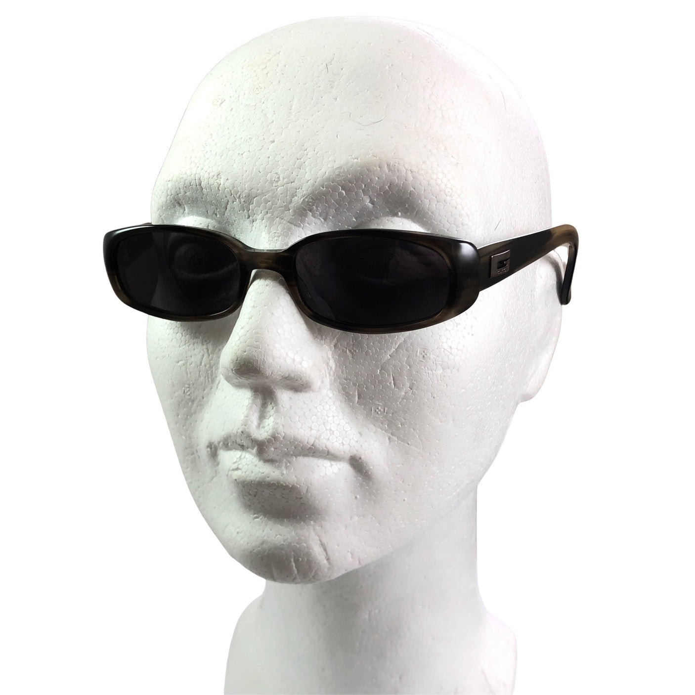 Aurinkolasit, koko Ei kokoa