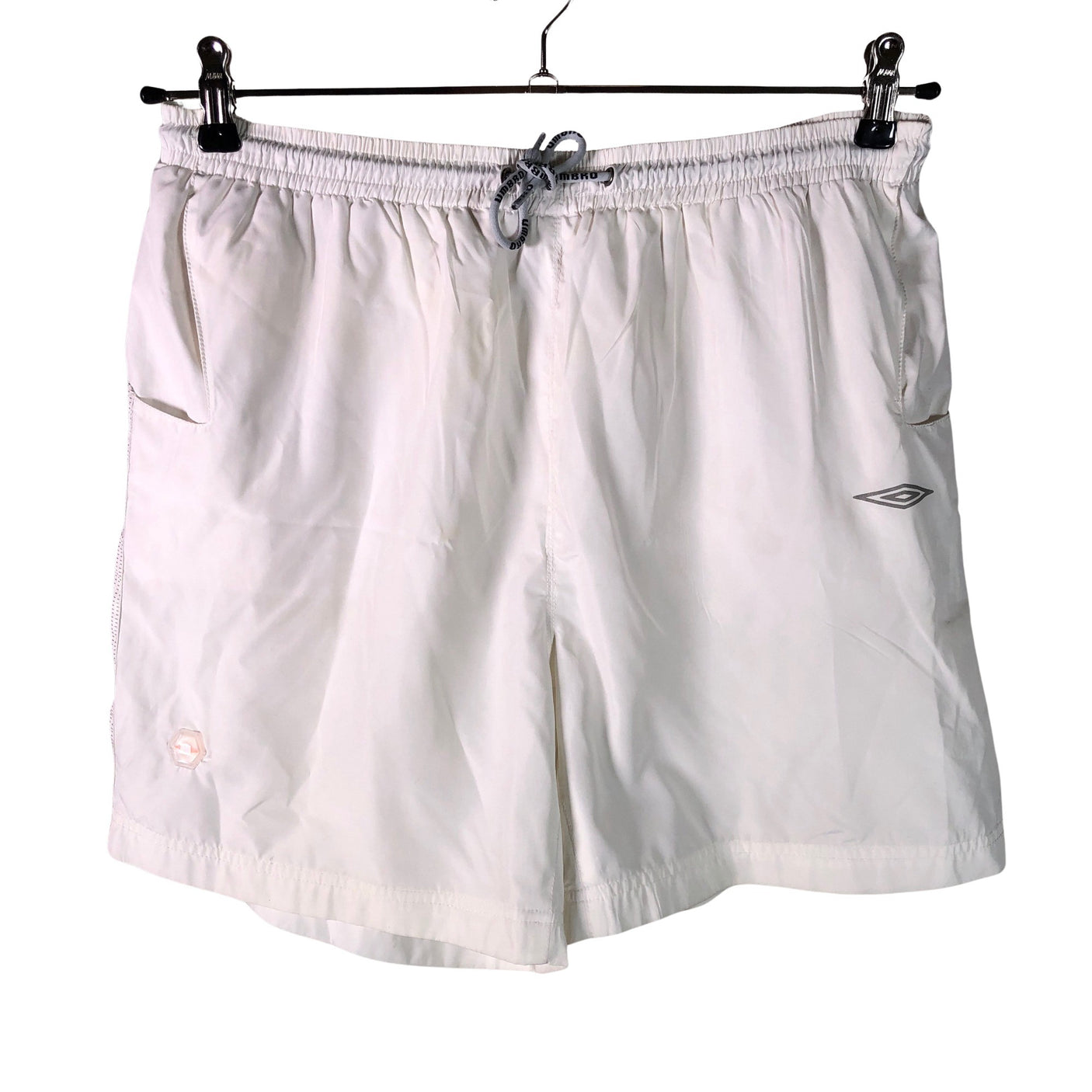 Unisex Umbro - Urheilushortsit, koko 38 -  (1)