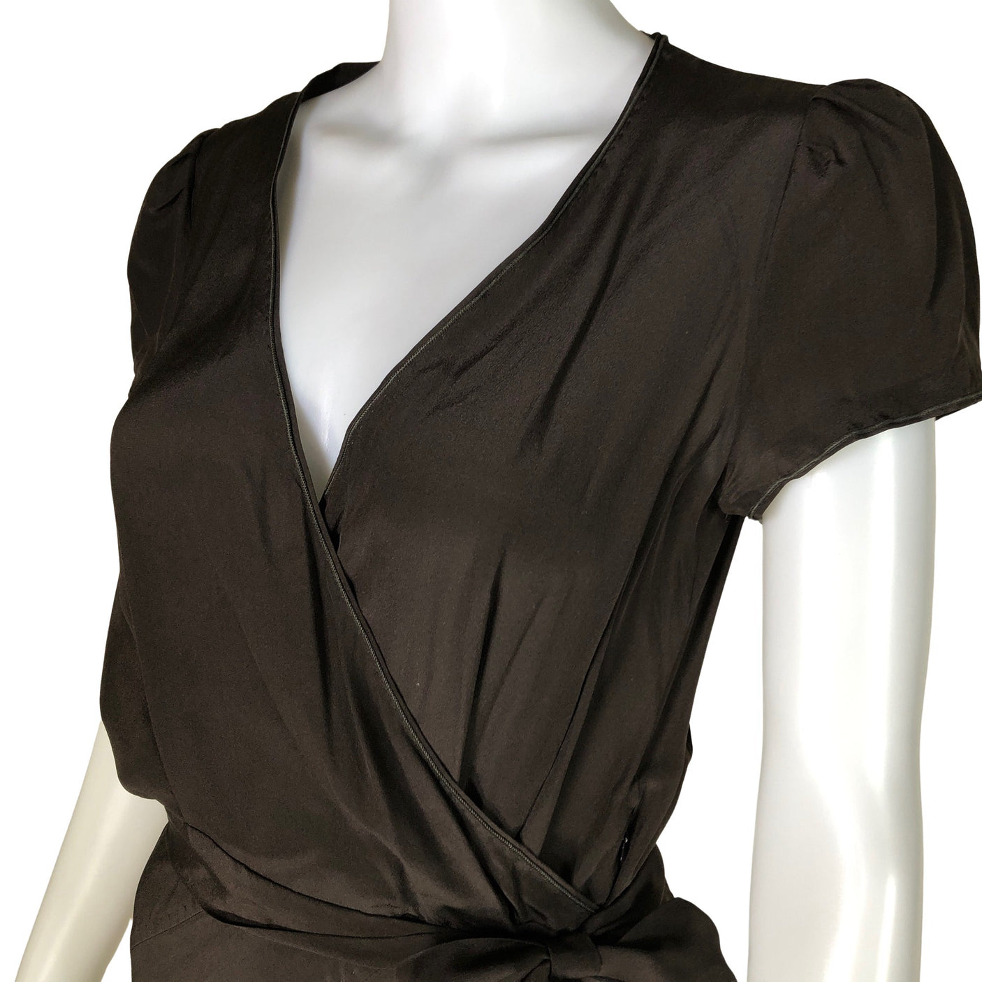 Unisex Hugo Boss - Juhlamekko, koko 38 -  (3)
