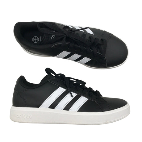 Unisex Adidas - Tennarit, koko 40 -  ()