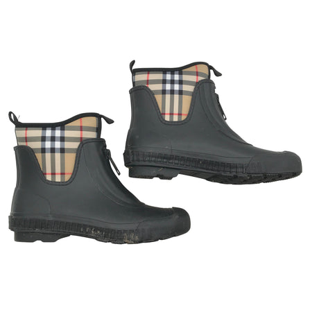 Unisex Burberry - Kumisaappaat, koko 38 -  ()