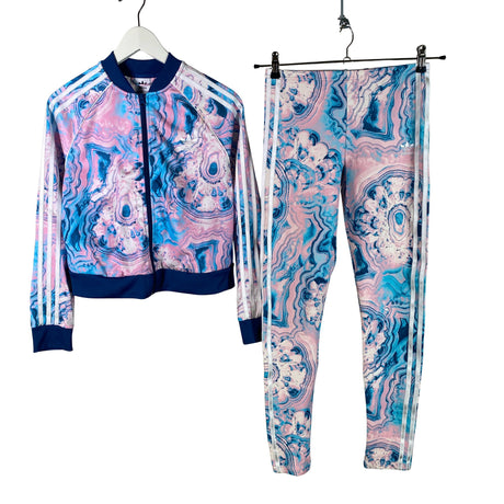 Unisex Adidas - Urheiluasu, koko 164 - 170 -  ()