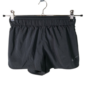 Unisex Nike - Urheilushortsit, koko 34 -  (1)