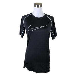 Unisex Nike - Urheilupaita, lyhyet hihat, koko 40 -  (1)