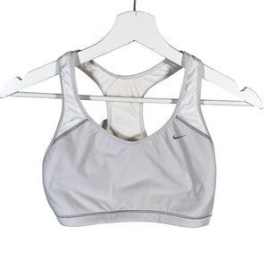 Unisex Nike - Urheilutoppi, koko 158 - 164 -  (1)