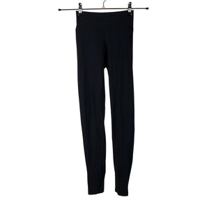 Unisex Népra - Urheilutrikoot, koko 34 -  (1)